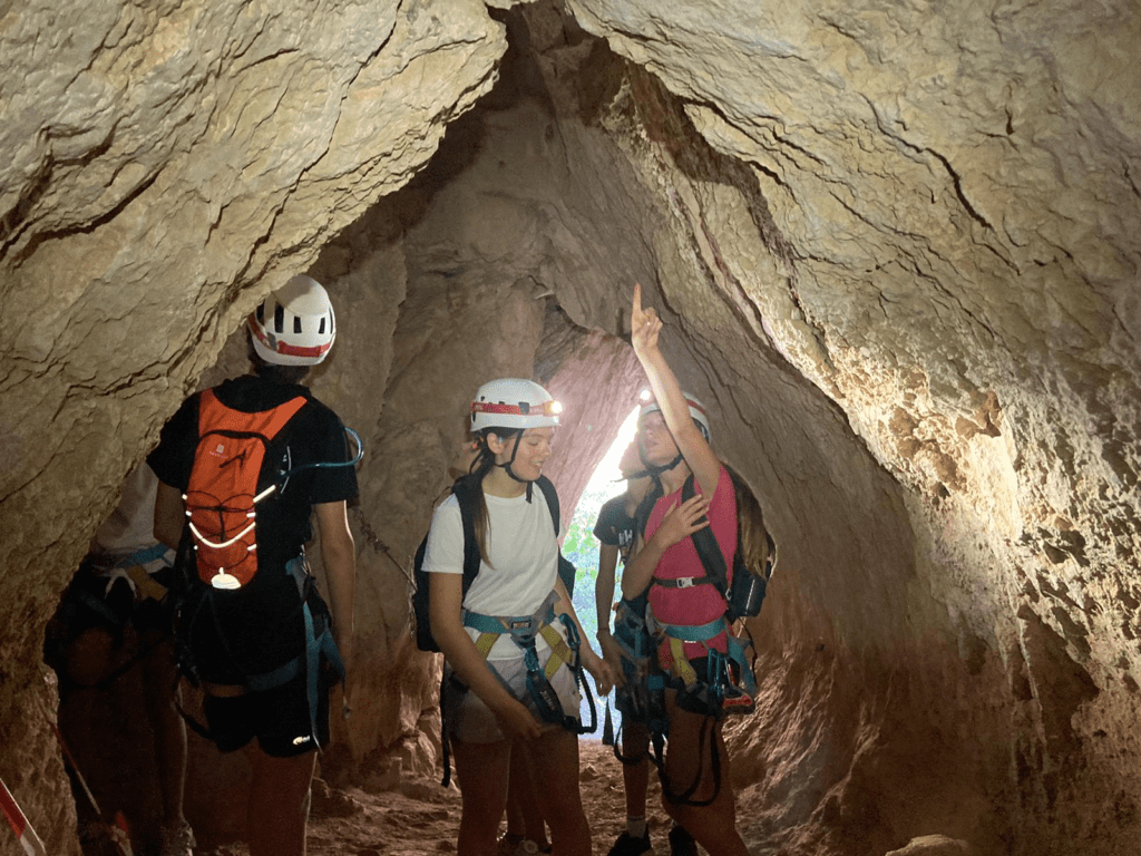 grotte des potiers, via ferrata du thaurac